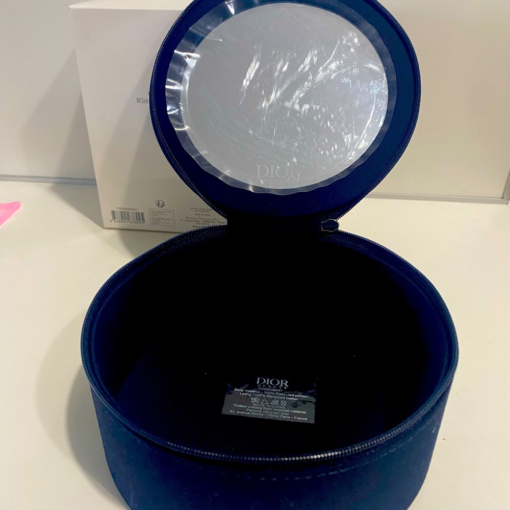 Dior Vanity Case for makeup Cosmetics jewelry great for holiday gifting - Picture 3 of 5